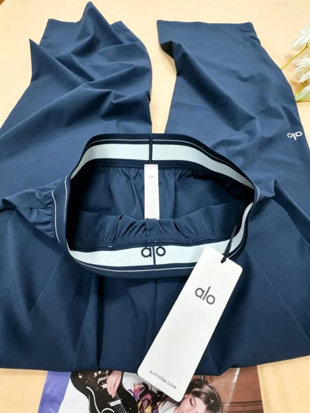 🧸New With Tags ALO Yoga Navy Suit Up Trouser Regular 30